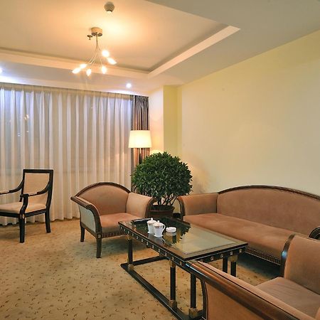 Uiles Hotel Hohhot Eksteriør bilde